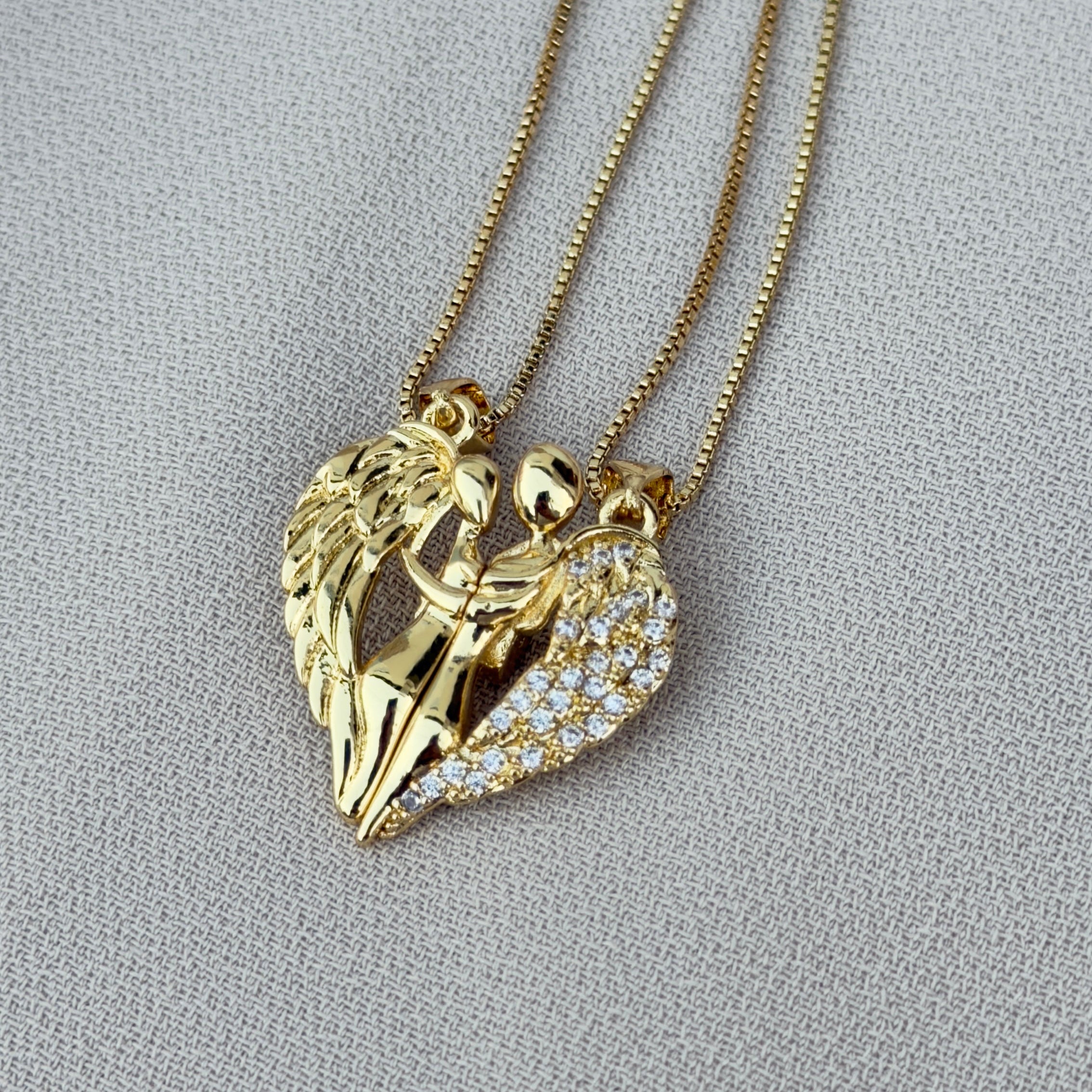 Collar ángeles del amor